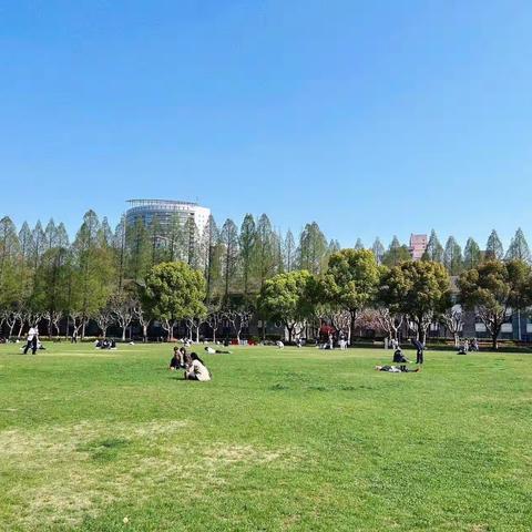 海南华侨中学班主任研修活动（一） —复旦大学第二附属中学