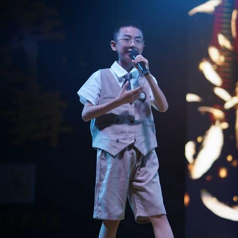 敬恭桑梓，皓月千里——我的成长记录