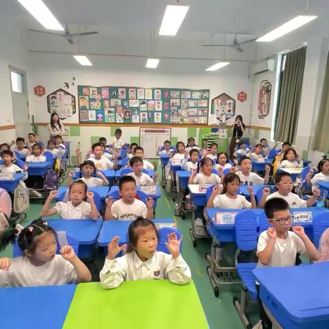 红歌唱响童心 · 爱国情怀满校园 ——钟家村小学教育集团2025年一年级“红歌”比赛活动纪实 ‍