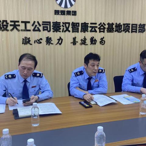 “一把手”带队  积极落实“税务管家”制度