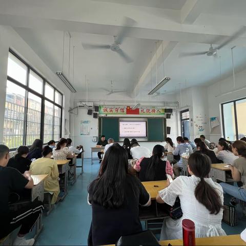 共研新课标，奋进美育新征程——颍上县慎城镇回民小学2023年暑期备课活动简报