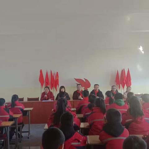 东达蒲中心小学第二次少先队代表大会