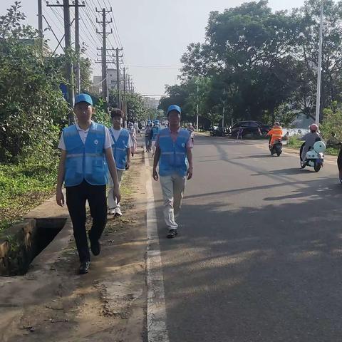 临高县乡村振兴局开展“创文创卫”、文明劝导志愿服务活动