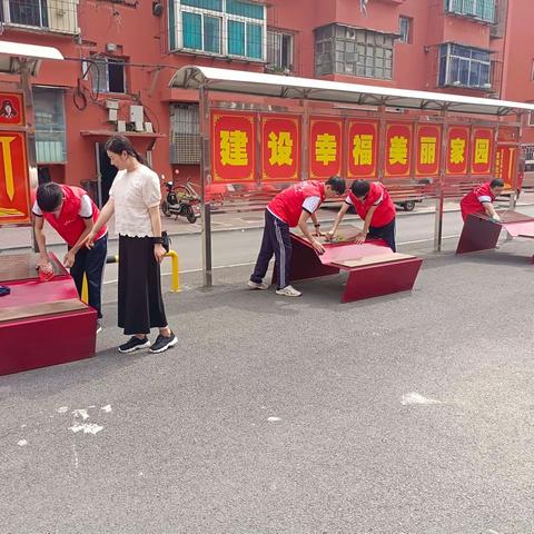 雷锋社区日报（第1237期）携手共进社区 同心领悟志愿