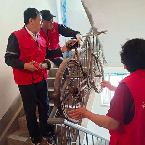 雷锋社区日报（第1239期）“小举动”激活社区“新面貌”