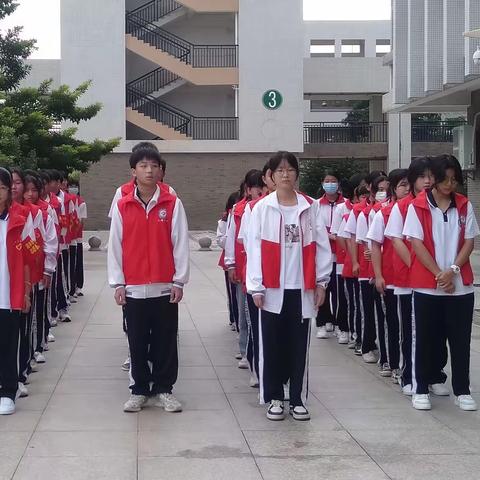 共创文明校园，你我齐建设