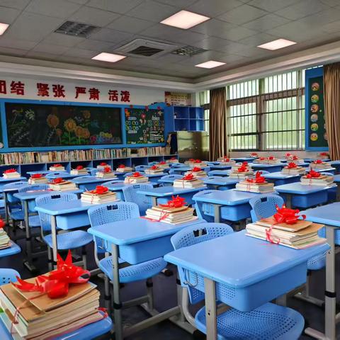 2025年2月11日，新学期503班大扫除