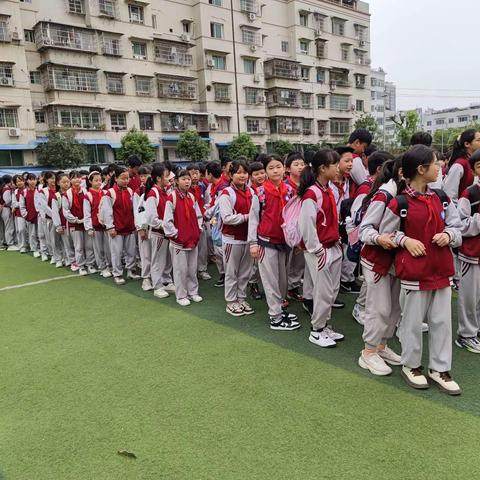 2024铜仁市第八小学六年级（5）班“青春不散•梦想起航”春季一日研学实践教育活动