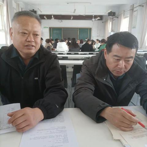 潜心教研勤探索，扎根教学促提升———华龙区五中理化生教研活动