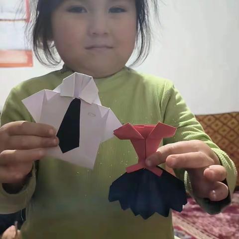 伊宁县微型课题研究《农村幼儿园一日活动中自主观察活动的实践与研究》快乐假期 赋能成长✨