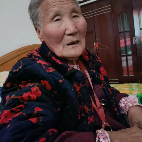 温馨时光：家的记忆与情感