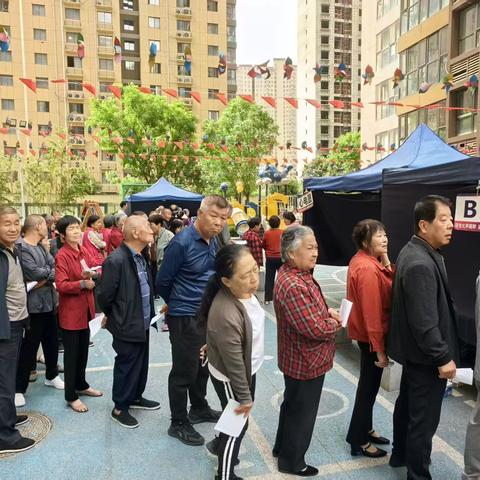 “关爱老人健康，情暖夕阳红”——长延堡街道西姜社区为辖区65岁及以上老人开展免费体检活动