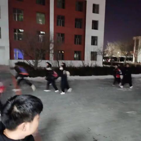 乌拉特前旗第一中学宿舍消防安全演练