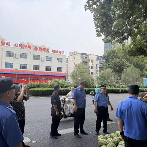 【天桥城管】联合执法清占道 还路于民护畅通