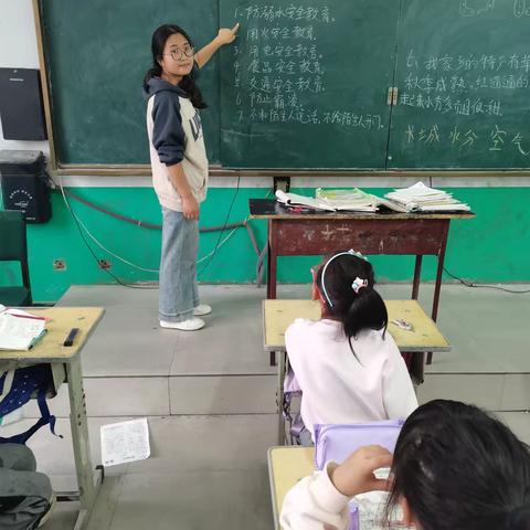 曹庄学区西孔堡安全教育