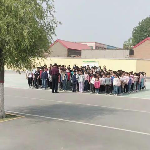 关爱学生幸福成长——临漳县杜村集乡中心校杜村集小学开展交通安全专题活动