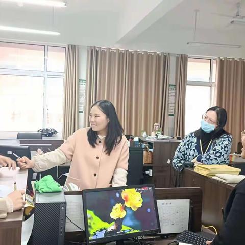 “如何培养学生的审题能力”——颍川教育集团七里学校三四年级语文教研组教研活动