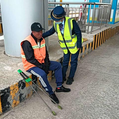 善意与温暖相伴