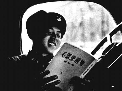 春风送暖学雷锋 志愿服务践初心——凤鸣西路社区开展”3月学雷锋”主题系列活动