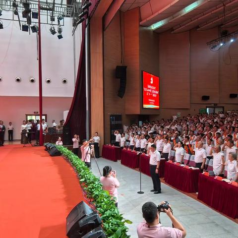 党建引领 红色轻骑再获殊荣