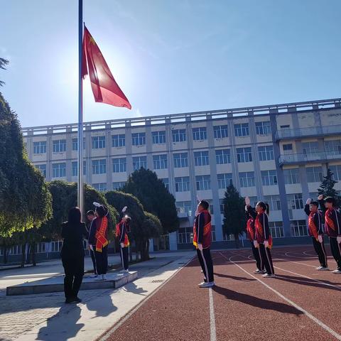 “世界粮食日”主题——升国旗仪式