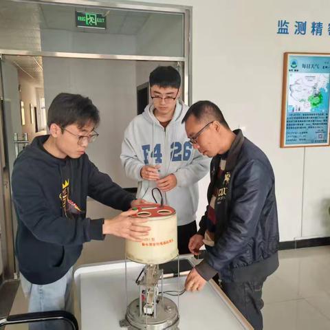 联合铁塔公司对区域站开展巡检、标校工作