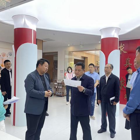 漯河市委常委、市委政法委书记李中华到老街街道新华街社区调研指导综治平安建设工作