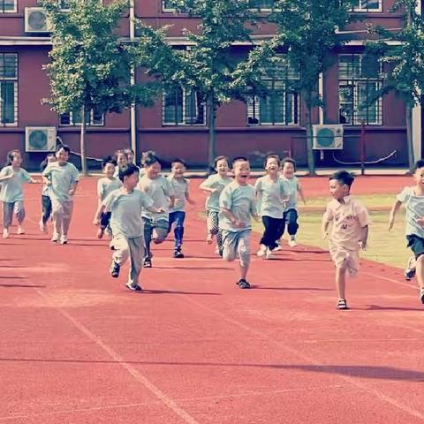 “幼小衔接，我们在行动！” —— 贾汪区青山泉镇中心幼儿园大班参观小学活动