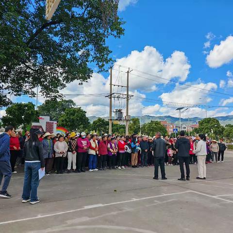 春和街道孙井社区妇联开展打造“美丽庭院 扮靓和美乡村”参观交流活动