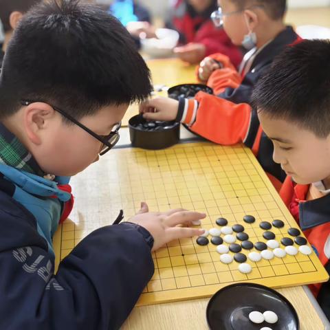 乐在“棋”中 “弈”路成长——2024大荔县红楼小学围棋班学期总结