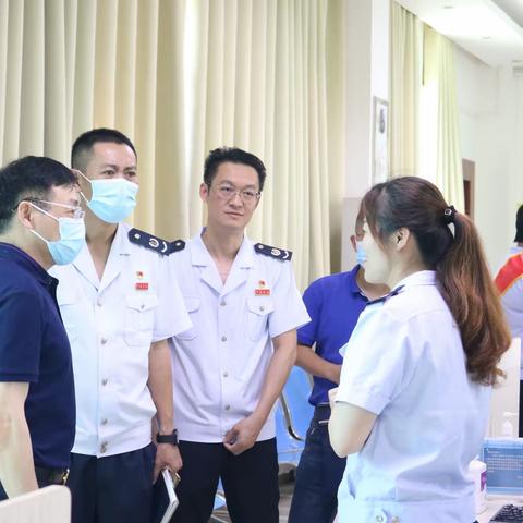 “走流程、解难题、优服务”—省局党委委员、总审计师何云高一行深入五指山市税务局开展“走流程”活动