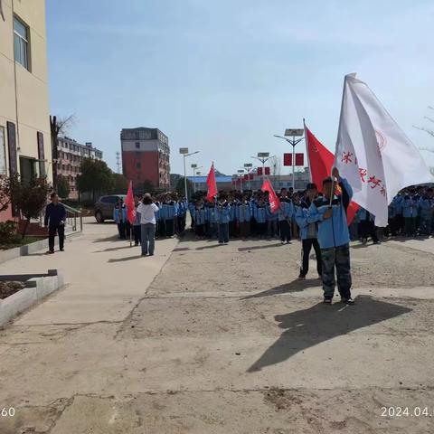 缅怀革命先烈，传承红色基因——沭阳县耿圩初级中学开展清明祭扫活动