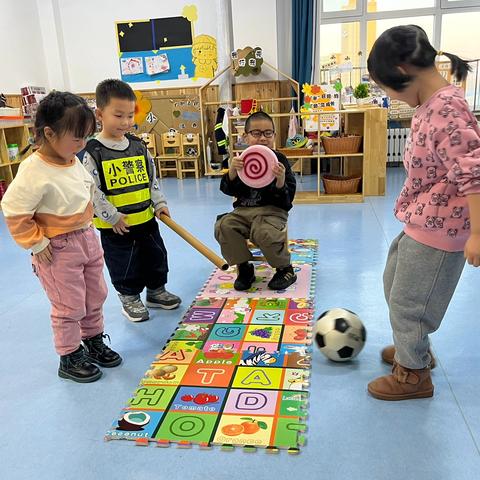 “大手拉小手 文明交通行”———塔拉幼儿园关于交通安全致家长一封信