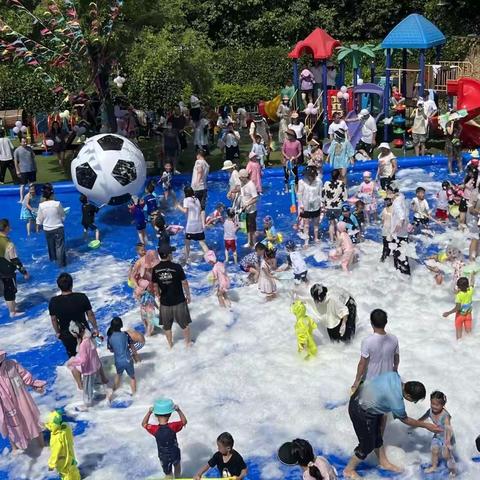 夏日炎炎，有你超甜～～枫林盛景幼儿园之“泡沫之夏”