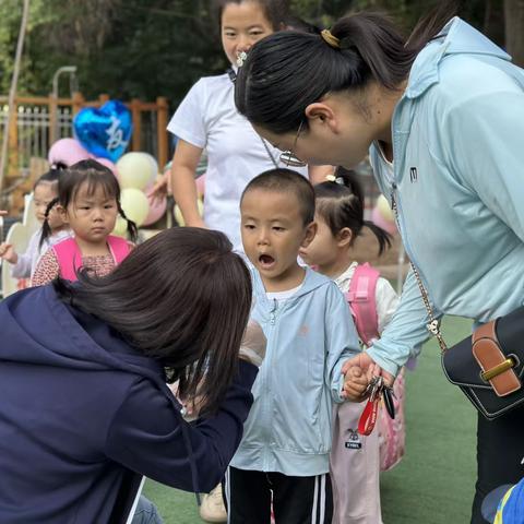 向阳花开，多彩未来—小一班幼儿入园初体验