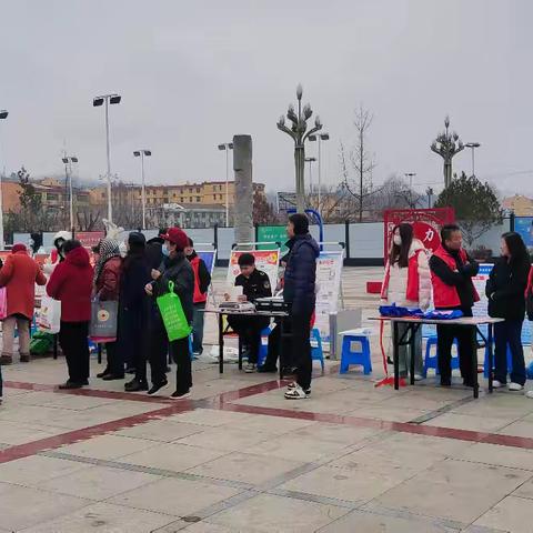 九成宫镇东大街社区新时代文明实践站组织开展“学雷锋”一系列志愿服务活动