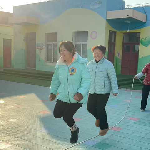 徐南幼儿园民间游戏 ‍欢乐跳绳