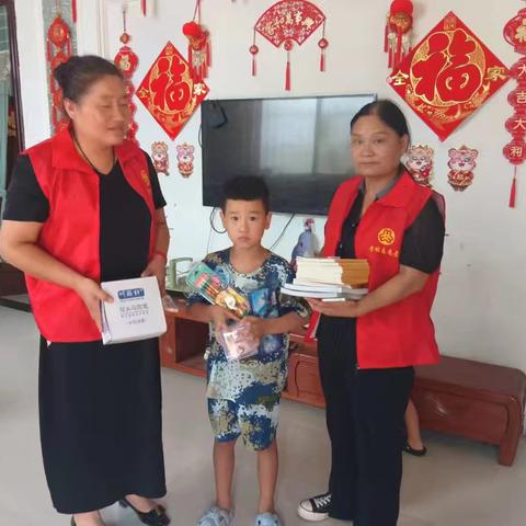 走访慰问困境儿童   点滴真情温暖人心