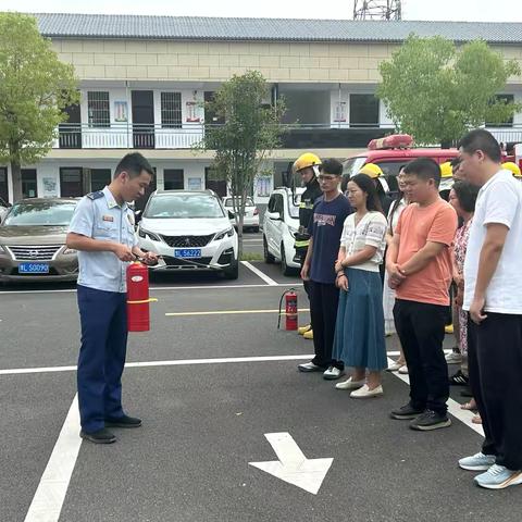 以练促防 | 阴阳赵镇开展灭火和应急疏散演练