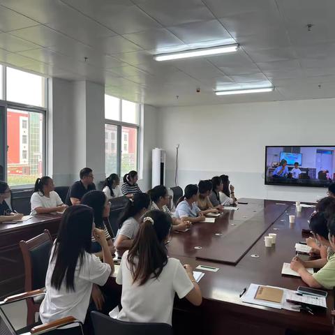 以研促教 共同成长——琉璃寺镇中心幼儿园教研活动