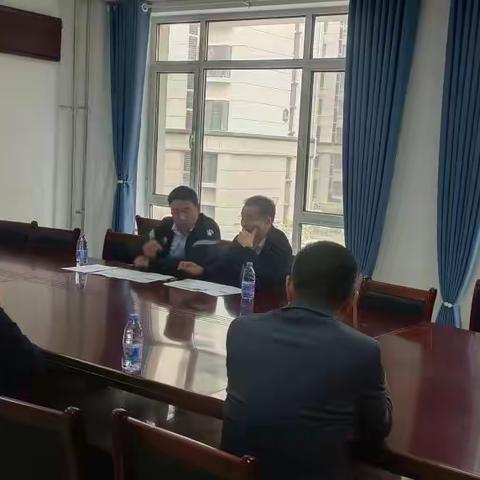 省工作专班到陈集镇桶子河督导安置区建设