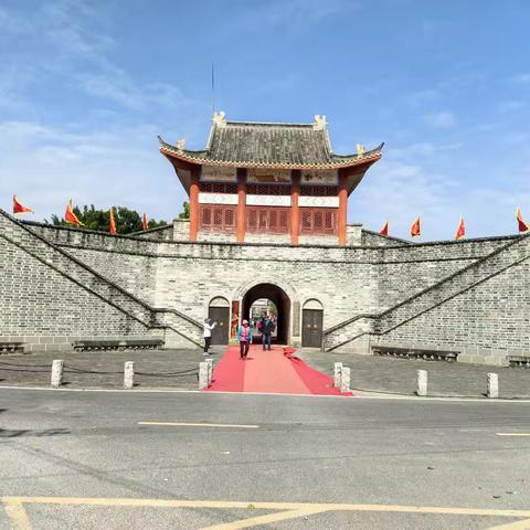 高凉郡古城与冼太夫人