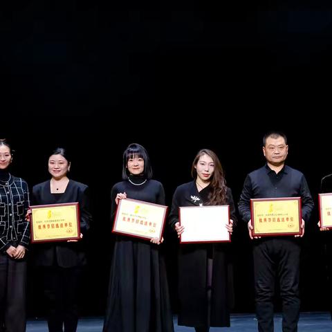 再获殊荣！武安市西土山镇骈山小学在中央歌剧院荣获“2025你好舞蹈生青少年儿童舞蹈艺术全国总展演”金奖