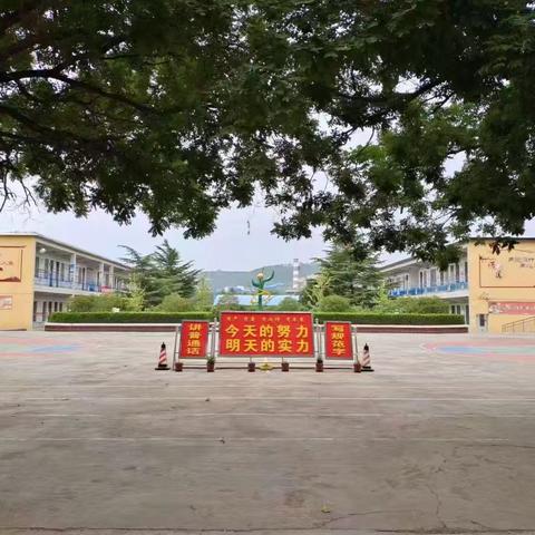 乐考闯关 精彩童年 安阳市东龙山北方山联校一二年级无纸化素质测评