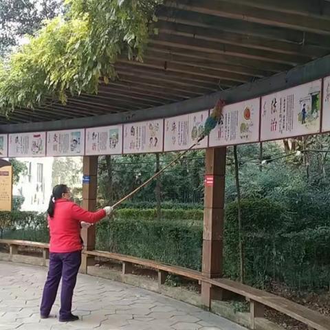 高山流水社区开展环境卫生大整治活动