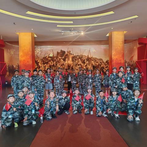 红色薪火永相传 稻香情浓话成长 ——乌兰浩特市总工会2025年夏令营圆满收官