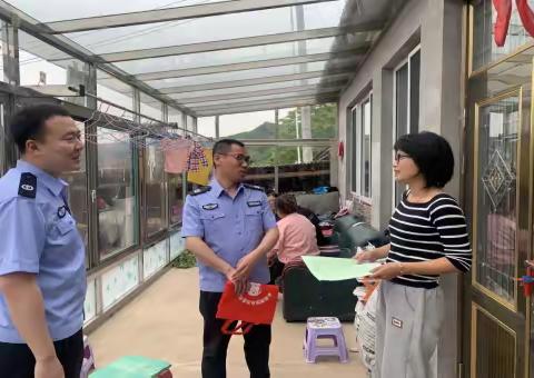 本溪县司法局开展走访社区矫正对象活动