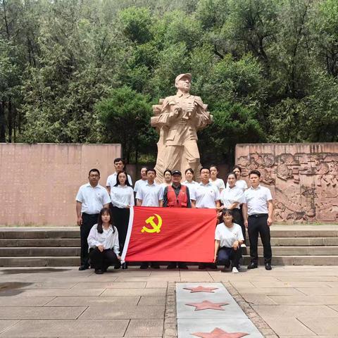 【肤施街道绿苑社区】追寻红色足迹 赓续精神血脉