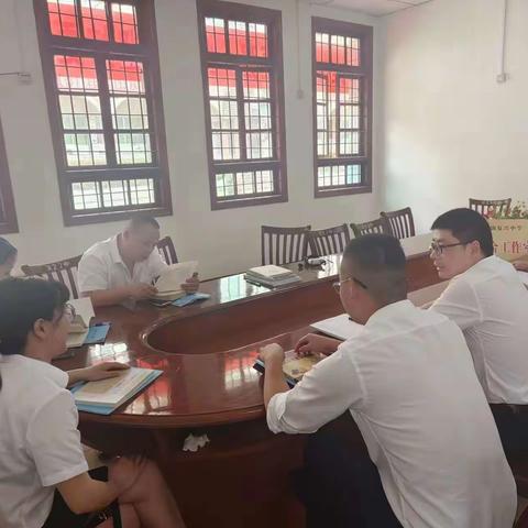 复兴中学文科综合工作室活动：“书香教育，全域阅读”分享会