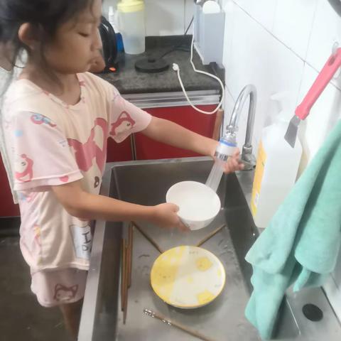 林中小学假期劳动小收获